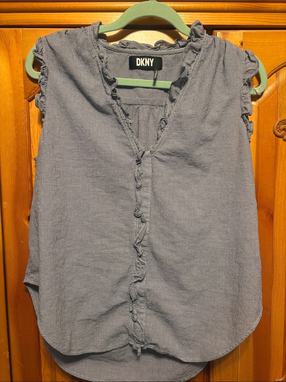 DKNY Women's Blue Ruffled Sleeveless Top
